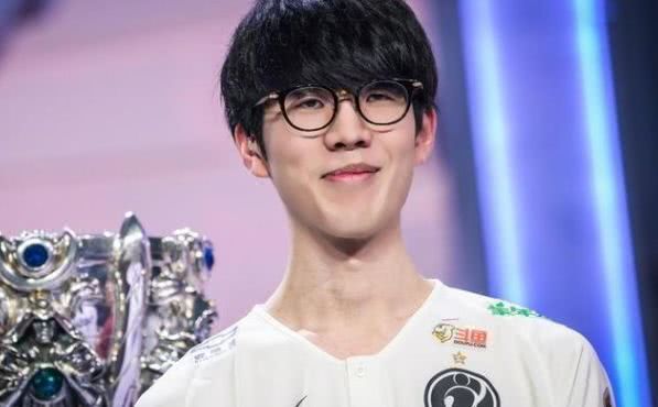 而这恰恰成 而这恰恰成