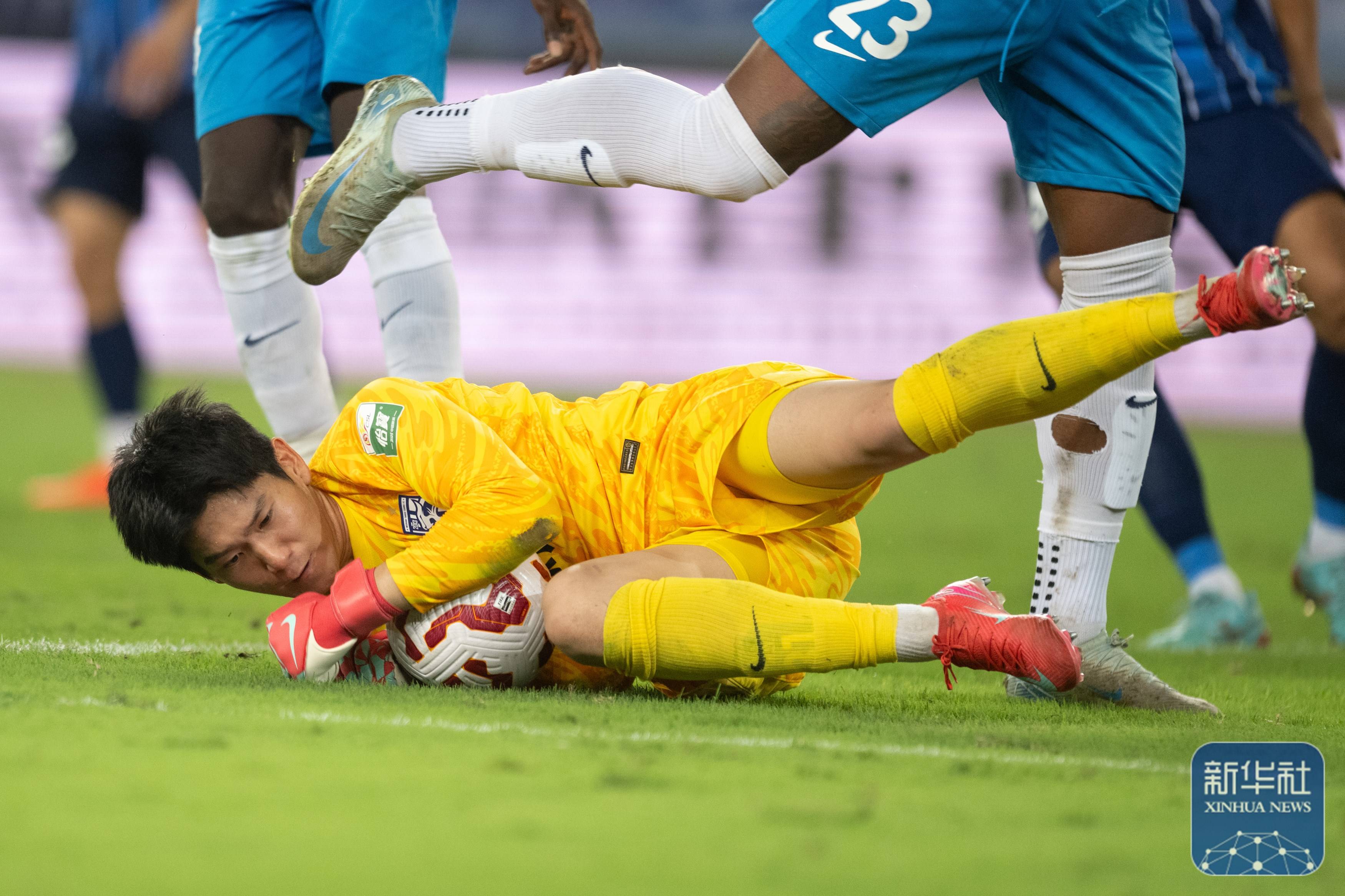 现新球衣的 现新球衣的